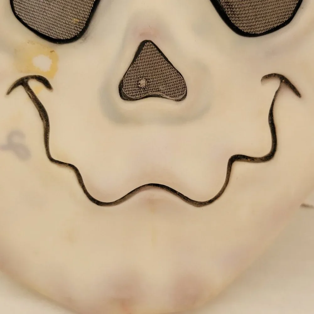 Easter Unlimited Inc mask Ghost Face Wavy Smile Mouth (signed capital letters)